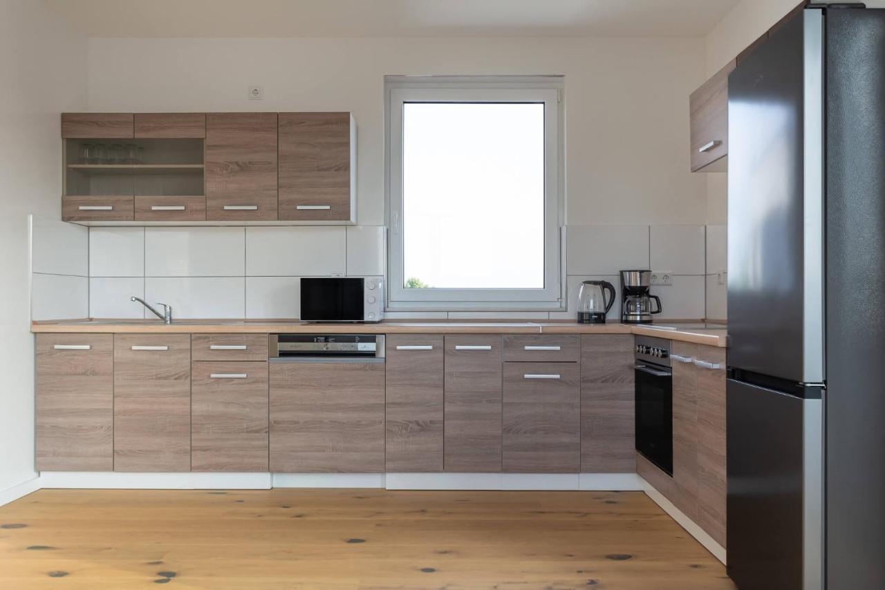 T&K Apartments - Bergisch Gladbach - 7 Comfortable Apartments - 20 Min To Fair Messe Cologne ภายนอก รูปภาพ
