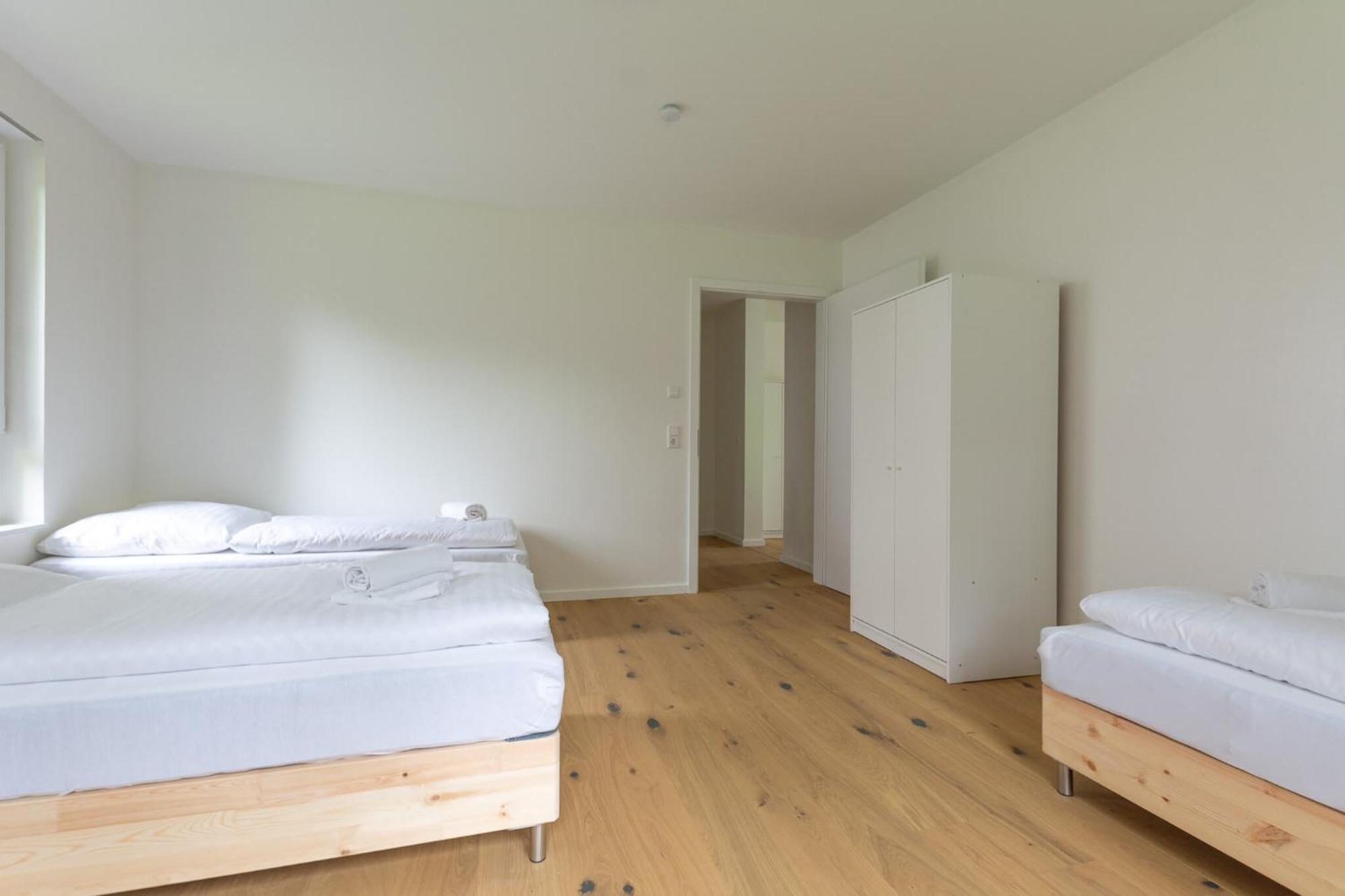 T&K Apartments - Bergisch Gladbach - 7 Comfortable Apartments - 20 Min To Fair Messe Cologne ภายนอก รูปภาพ