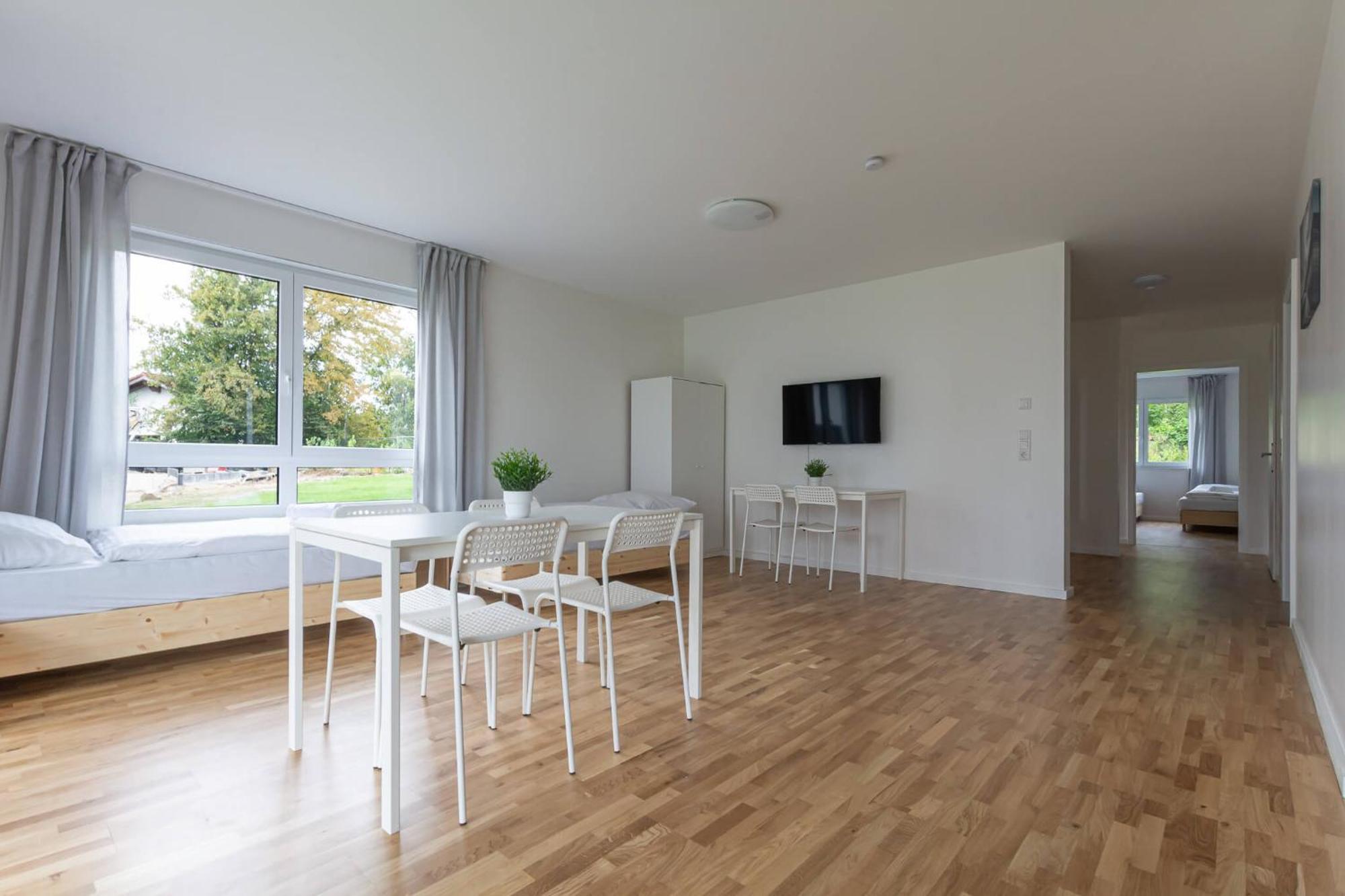T&K Apartments - Bergisch Gladbach - 7 Comfortable Apartments - 20 Min To Fair Messe Cologne ภายนอก รูปภาพ