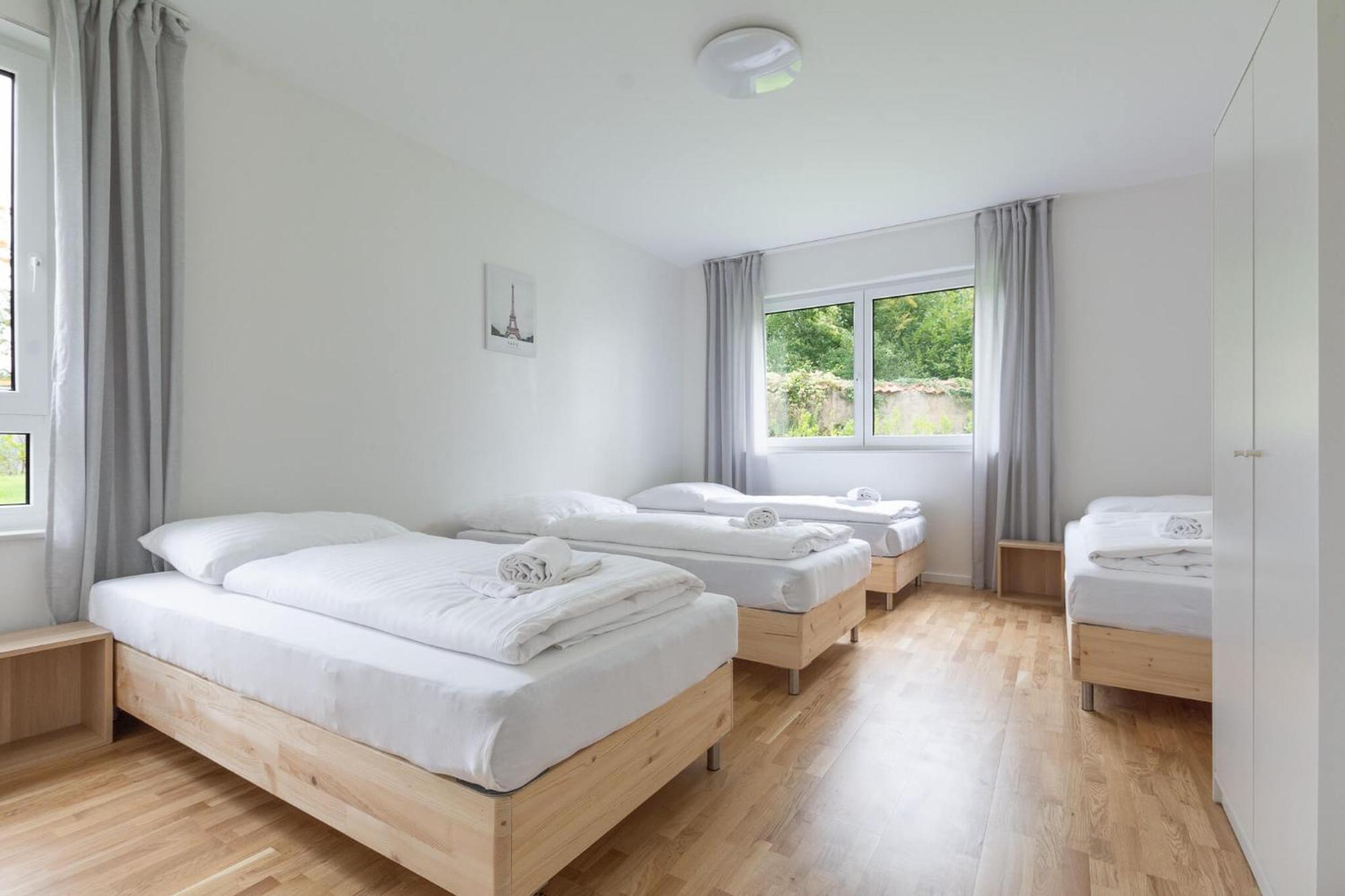 T&K Apartments - Bergisch Gladbach - 7 Comfortable Apartments - 20 Min To Fair Messe Cologne ภายนอก รูปภาพ